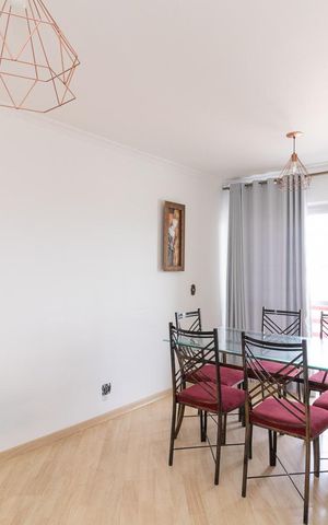 Apartamento à venda com 68m², 3 quartos e 2 vagasSala