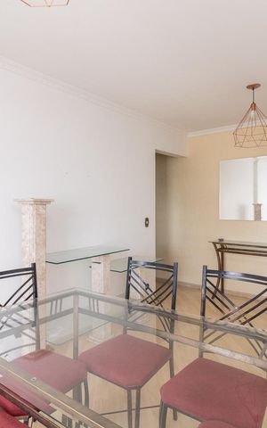 Apartamento à venda com 68m², 3 quartos e 2 vagasSala
