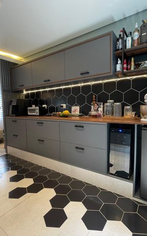Casa à venda com 308m², 3 quartos e 2 vagas Casa à venda com 308m², 3 quartos e 2 vagasCozinha