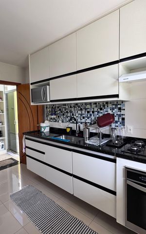 Apartamento à venda com 367m², 4 quartos e 3 vagas Apartamento à venda com 367m², 4 quartos e 3 vagasCozinha