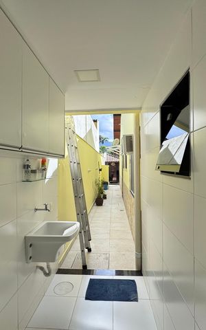 Apartamento à venda com 367m², 4 quartos e 3 vagas Apartamento à venda com 367m², 4 quartos e 3 vagasÁrea de Serviço
