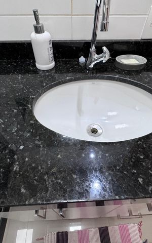 Apartamento à venda com 367m², 4 quartos e 3 vagas Apartamento à venda com 367m², 4 quartos e 3 vagasSuíte 2 - Banheiro
