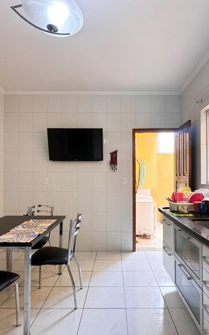 Casa à venda com 147m², 3 quartos e 2 vagasCozinha
