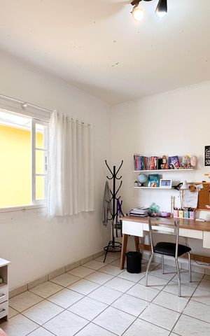 Casa à venda com 147m², 3 quartos e 2 vagasQuarto 1