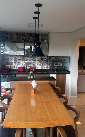 Apartamento à venda com 158m², 3 quartos e 2 vagas
