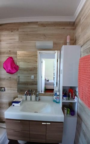 Apartamento à venda com 120m², 2 quartos e 2 vagas Apartamento à venda com 120m², 2 quartos e 2 vagasBanheiro