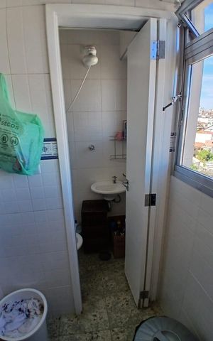 Apartamento à venda com 120m², 2 quartos e 2 vagas Apartamento à venda com 120m², 2 quartos e 2 vagasBanheiro