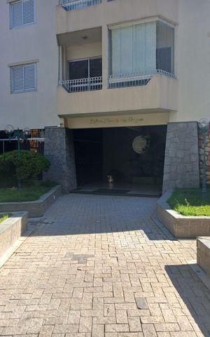 Apartamento à venda com 120m², 2 quartos e 2 vagas Apartamento à venda com 120m², 2 quartos e 2 vagasÁrea externa