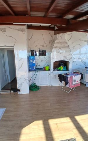 Apartamento à venda com 120m², 2 quartos e 2 vagas Apartamento à venda com 120m², 2 quartos e 2 vagasÁrea externa