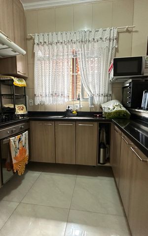 Casa à venda com 210m², 2 quartos e 2 vagas Casa à venda com 210m², 2 quartos e 2 vagasCozinha
