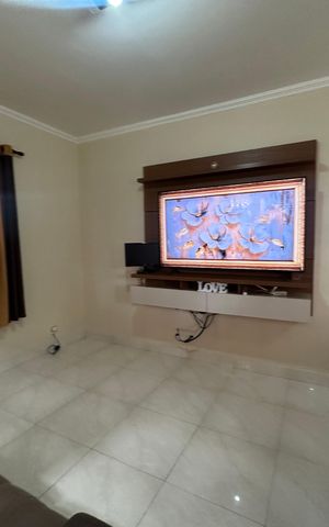Casa à venda com 210m², 2 quartos e 2 vagas Casa à venda com 210m², 2 quartos e 2 vagasSala