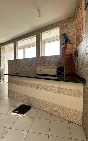 Casa à venda com 210m², 2 quartos e 2 vagas Casa à venda com 210m², 2 quartos e 2 vagasChurrasqueira