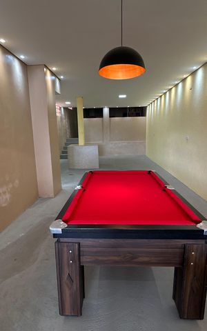 Casa à venda com 210m², 2 quartos e 2 vagas Casa à venda com 210m², 2 quartos e 2 vagasChurrasqueira