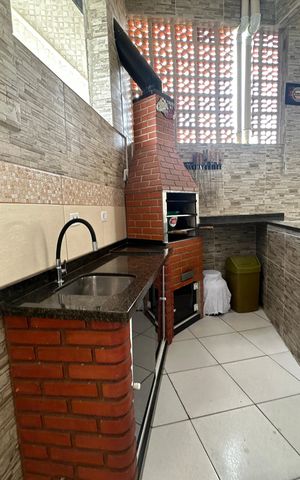 Casa à venda com 210m², 2 quartos e 2 vagas Casa à venda com 210m², 2 quartos e 2 vagasChurrasqueira