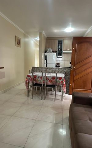 Casa à venda com 210m², 2 quartos e 2 vagas Casa à venda com 210m², 2 quartos e 2 vagasSala