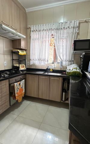 Casa à venda com 210m², 2 quartos e 2 vagas Casa à venda com 210m², 2 quartos e 2 vagasCozinha