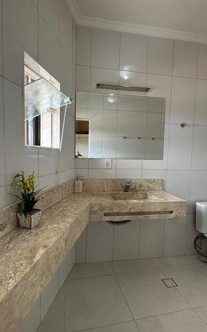 Casa à venda com 210m², 2 quartos e 2 vagas Casa à venda com 210m², 2 quartos e 2 vagasBanheiro da Suíte