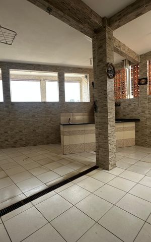 Casa à venda com 210m², 2 quartos e 2 vagas Casa à venda com 210m², 2 quartos e 2 vagasChurrasqueira
