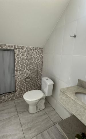 Casa à venda com 210m², 2 quartos e 2 vagas Casa à venda com 210m², 2 quartos e 2 vagasBanheiro Social