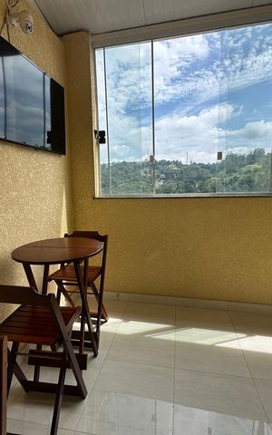 Casa à venda com 210m², 2 quartos e 2 vagas Casa à venda com 210m², 2 quartos e 2 vagasVaranda