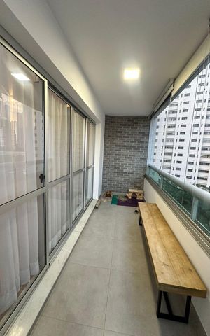 Apartamento à venda com 169m², 3 quartos e 3 vagas Apartamento à venda com 169m², 3 quartos e 3 vagasVaranda