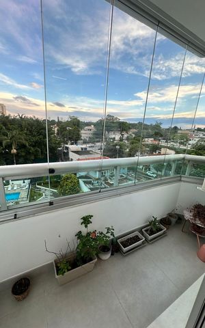 Apartamento à venda com 169m², 3 quartos e 3 vagas Apartamento à venda com 169m², 3 quartos e 3 vagasVaranda