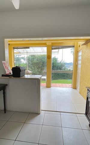 Casa à venda com 420m², 4 quartos e 2 vagas