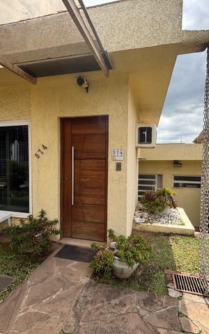 Casa à venda com 420m², 4 quartos e 2 vagas