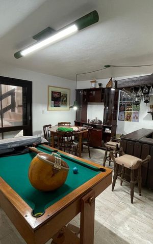 Casa à venda com 420m², 4 quartos e 2 vagas