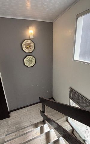 Casa à venda com 420m², 4 quartos e 2 vagas