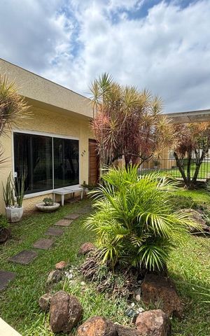 Casa à venda com 420m², 4 quartos e 2 vagas