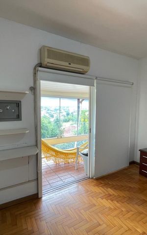 Casa à venda com 420m², 4 quartos e 2 vagas