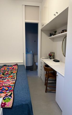 Apartamento à venda com 218m², 3 quartos e 2 vagas Apartamento à venda com 218m², 3 quartos e 2 vagasQuarto
