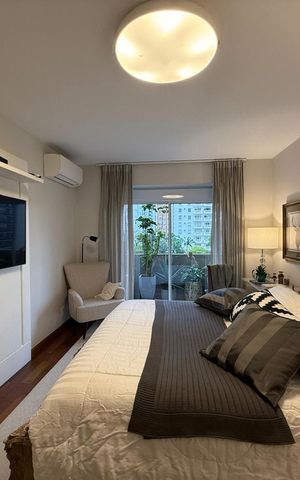Apartamento à venda com 218m², 3 quartos e 2 vagas Apartamento à venda com 218m², 3 quartos e 2 vagasQuarto