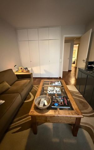 Apartamento à venda com 218m², 3 quartos e 2 vagas Apartamento à venda com 218m², 3 quartos e 2 vagasSala