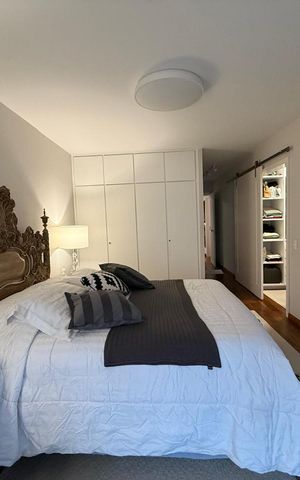Apartamento à venda com 218m², 3 quartos e 2 vagas Apartamento à venda com 218m², 3 quartos e 2 vagasQuarto