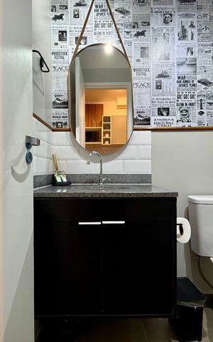 Studio para alugar com 27m², 0 quarto e sem vaga Studio para alugar com 27m², 0 quarto e sem vagaBanheiro social