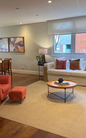 Apartamento para alugar com 142m², 3 quartos e 1 vaga Apartamento para alugar com 142m², 3 quartos e 1 vagaSala