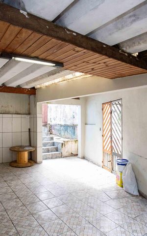 Casa à venda com 105m², 2 quartos e 1 vagaGaragem