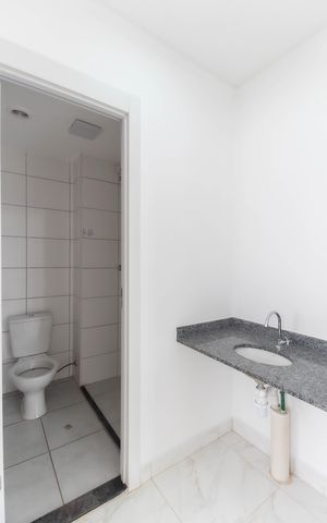 Apartamento à venda com 38m², 2 quartos e sem vaga Apartamento à venda com 38m², 2 quartos e sem vagaBanheiro