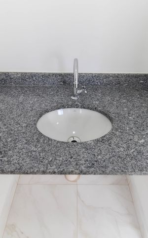 Apartamento à venda com 38m², 2 quartos e sem vaga Apartamento à venda com 38m², 2 quartos e sem vagaBanheiro