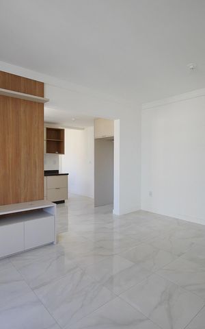 Apartamento para alugar com 82m², 2 quartos e 2 vagasSala