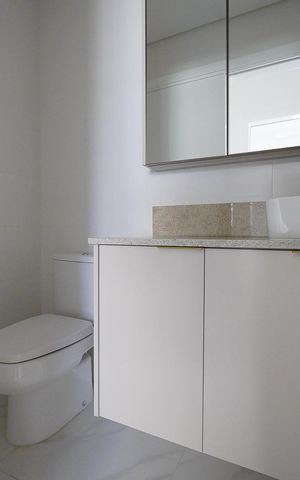 Apartamento para alugar com 82m², 2 quartos e 2 vagasBanheiro Corredor