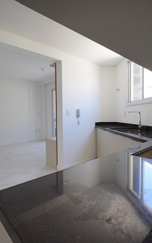 Apartamento para alugar com 82m², 2 quartos e 2 vagasCozinha