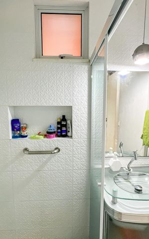 Apartamento à venda com 84m², 2 quartos e 1 vaga Apartamento à venda com 84m², 2 quartos e 1 vagaBanheiro