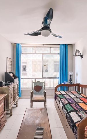 Apartamento à venda com 84m², 2 quartos e 1 vaga Apartamento à venda com 84m², 2 quartos e 1 vagaSala