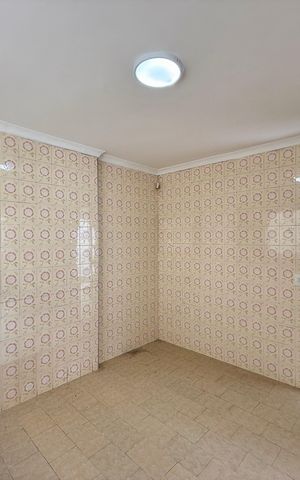 Casa à venda com 215m², 4 quartos e 3 vagas Casa à venda com 215m², 4 quartos e 3 vagasCopa