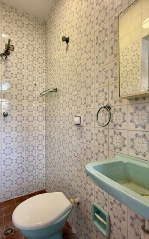 Casa à venda com 215m², 4 quartos e 3 vagas Casa à venda com 215m², 4 quartos e 3 vagasBanheiro de Serviço