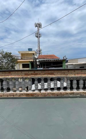 Casa à venda com 180m², 3 quartos e 3 vagas Casa à venda com 180m², 3 quartos e 3 vagasVaranda do Quarto 1