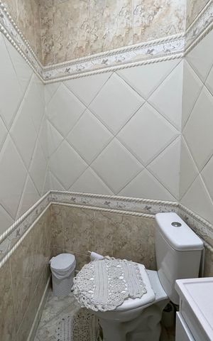 Casa à venda com 180m², 3 quartos e 3 vagas Casa à venda com 180m², 3 quartos e 3 vagasBanheiro 3
